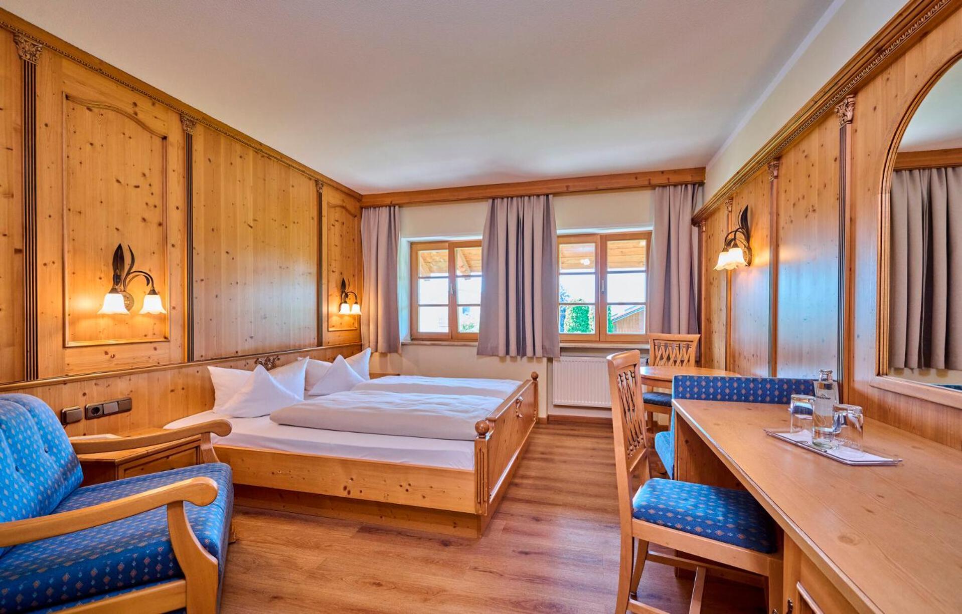 Hotel Happinger Hof Rosenheim Ngoại thất bức ảnh